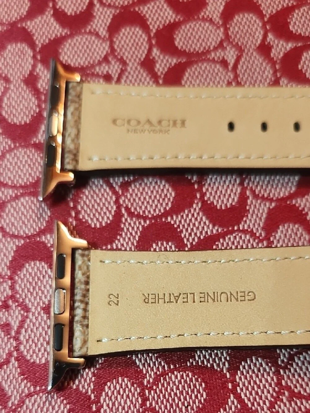 COACH/Leather Apple Watch Adapter Strap in Tan and Brown